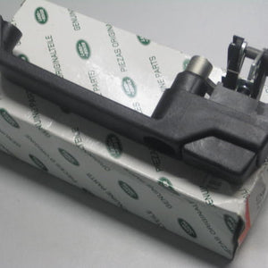 LR066530LR - Door handle front LH vanaf 2002 GENUINE LR