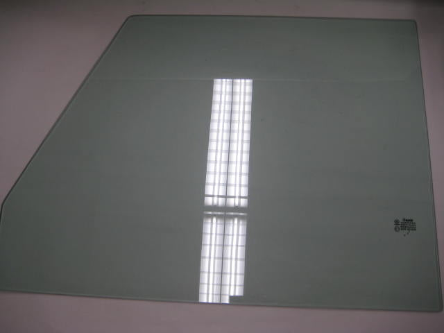 MWC4721 - Side window front 90/110 green tinted 5mm Body Part Land Rover Range Rover Defender