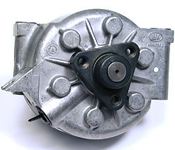 ANR6502 - Pump - Active cornering enhancement   Genuine LR