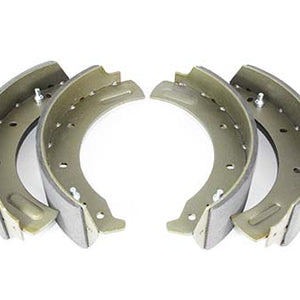 STC3945 - Brake shoe set front 2.6 & stage 1 V8 replacement