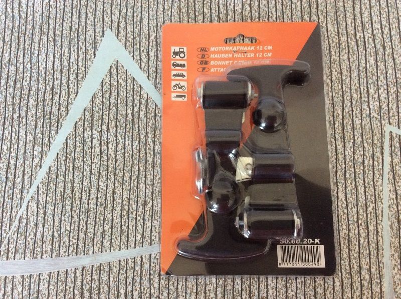 50.60.20-K - Motorkaphaak 12 cm & houder 2pcs. blister Safety or Security Part Land Rover Range Rover