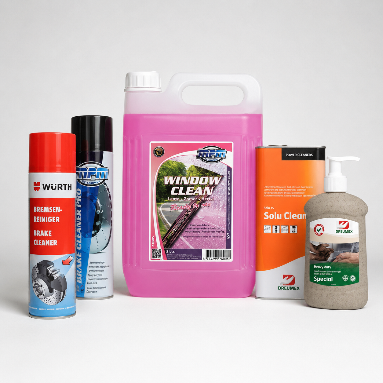Maintain exceptional hand hygiene with our Dreumex hand cleansers and hand wash liquids, ideal for tackling grease, dirt, and grime while being gentle on the skin.