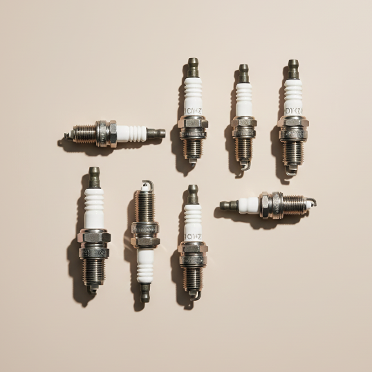 Shop premium spark plugs for Land Rover models. Improve fuel efficiency, ignition performance, and engine reliability with top-quality replacements.