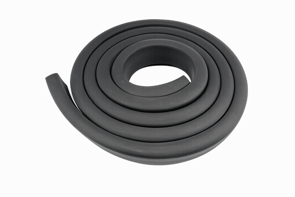 333487 - Bodyside Seal – Lower Rear  by EurospareBody Part Land Rover Range Rover Defender, Series