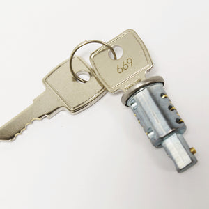395141 - barrel lock with key