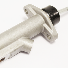 90569126G - Brake & Clutch Master Cylinder – SWB