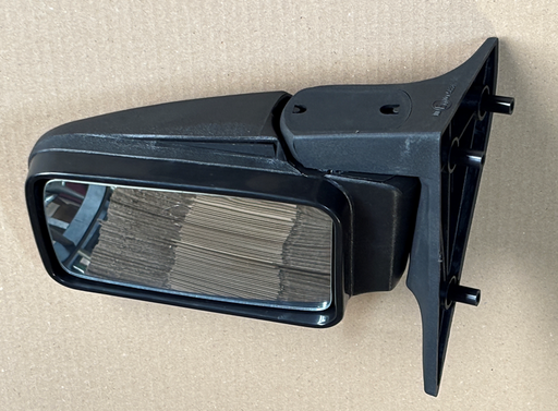 BTR4825 - Mirror RR Manual  by AftermarketBody Part Land Rover Range Rover Discovery