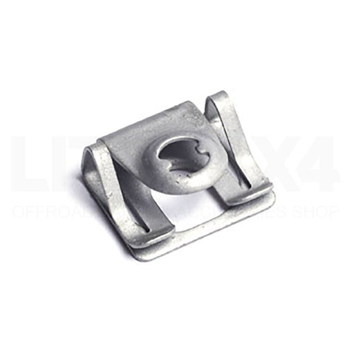 EZM000110 - Fastener clip  by PR2 Allmakes OEHardware Part Land Rover Range Rover Discovery, Freelander 1, Range Rover, Range Rover Sport