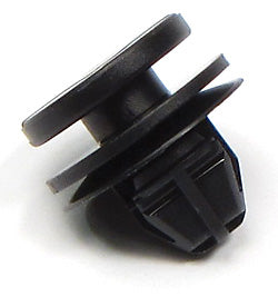 DYC500110 - Clip Body Part Land Rover Range Rover Discovery