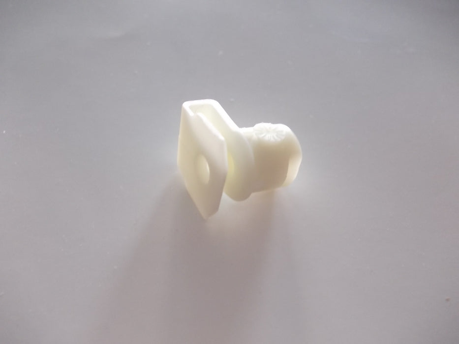 DYH500110 - Nut – Plastic – 7mm  by Allmakes OEHardware Part Land Rover Range Rover Discovery, Range Rover, Range Rover Sport, Range Rover Evoque