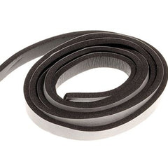 LR055344G - Roof-to-windscreen seal outer