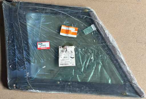 CVB103160 - Quarter Window Glass – RH  by Land RoverBody Part Land Rover Range Rover Range Rover