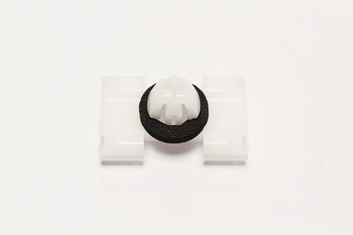 DYC000122 - Clip  by AllmakesHardware Part Land Rover Range Rover Range Rover