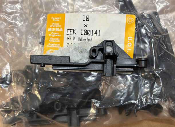 EEK100141 - Block Sunroof  by Land RoverBody Part Land Rover Range Rover Freelander 1
