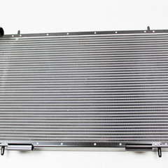 ESR76G - Radiateur Defender V8 83-06 OEM NISSENS
