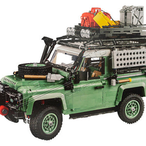 LLGF104MXA - LEGO Classic Defender 90 – Detailed Model