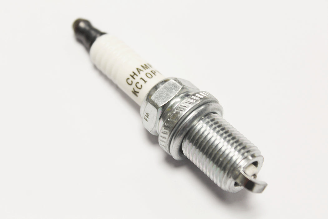 LR005253G - SPARK PLUG  by CHAMPION Land Rover Range Rover 