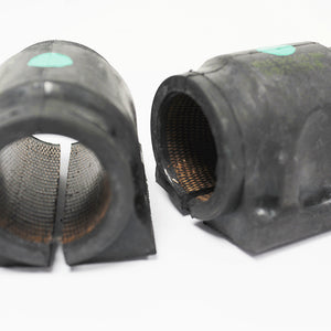 LR018347M - ARB MOUNTING BUSH