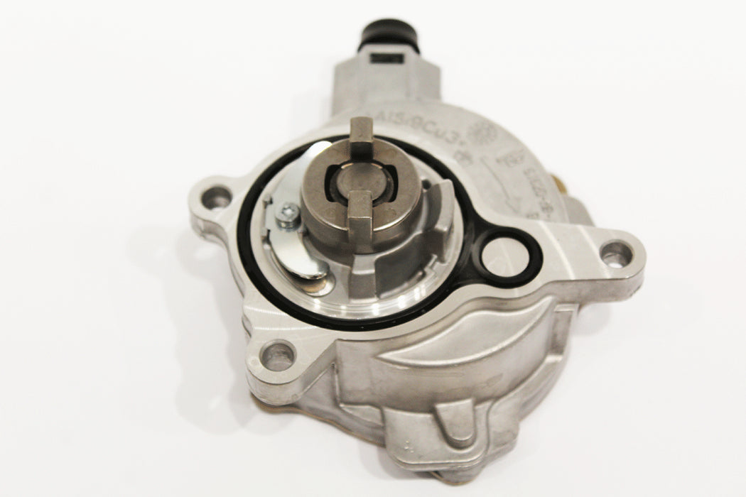 LR047384G - Pump - Vacuum  Land Rover Range Rover 