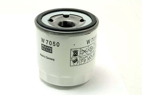 LR104384 - Oil Filter – Lubrication Housing  by Mann, Mann+HummelEngine Part Land Rover Range Rover Defender