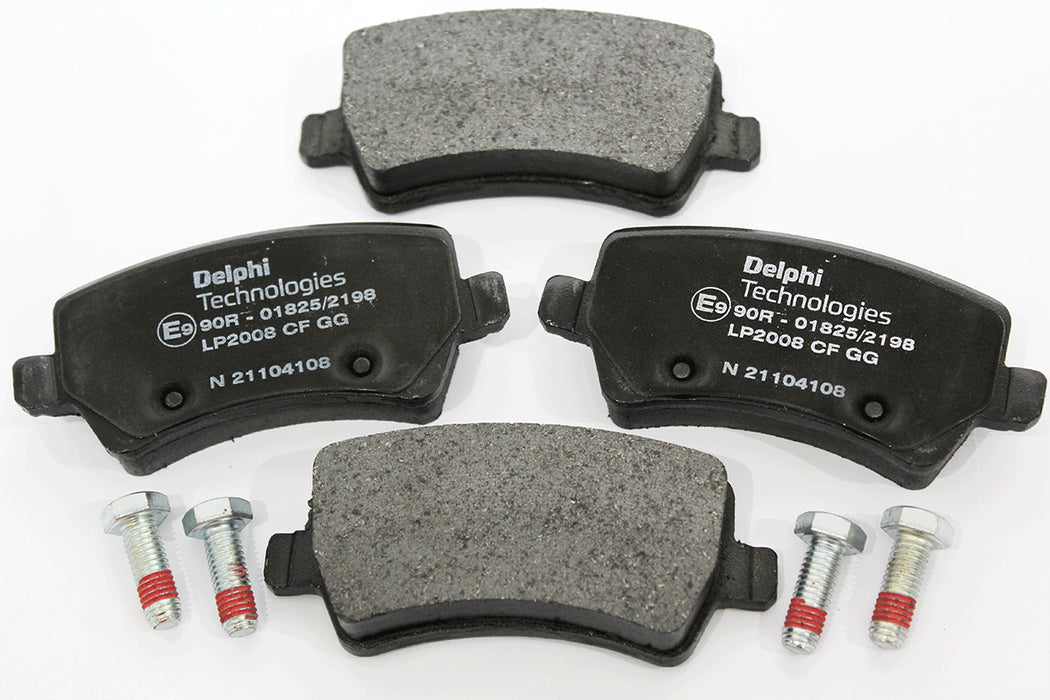 LR134695G - BRAKE PADS - WITH SPRINGS  by BRITPARTXS Land Rover Range Rover 