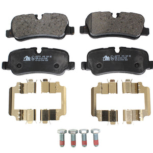 LR134696A - BRAKE PAD SET