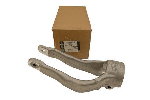 LR146325LR - Yoke - Suspension  by LAND ROVERSteering or Suspension Part Land Rover Range Rover 