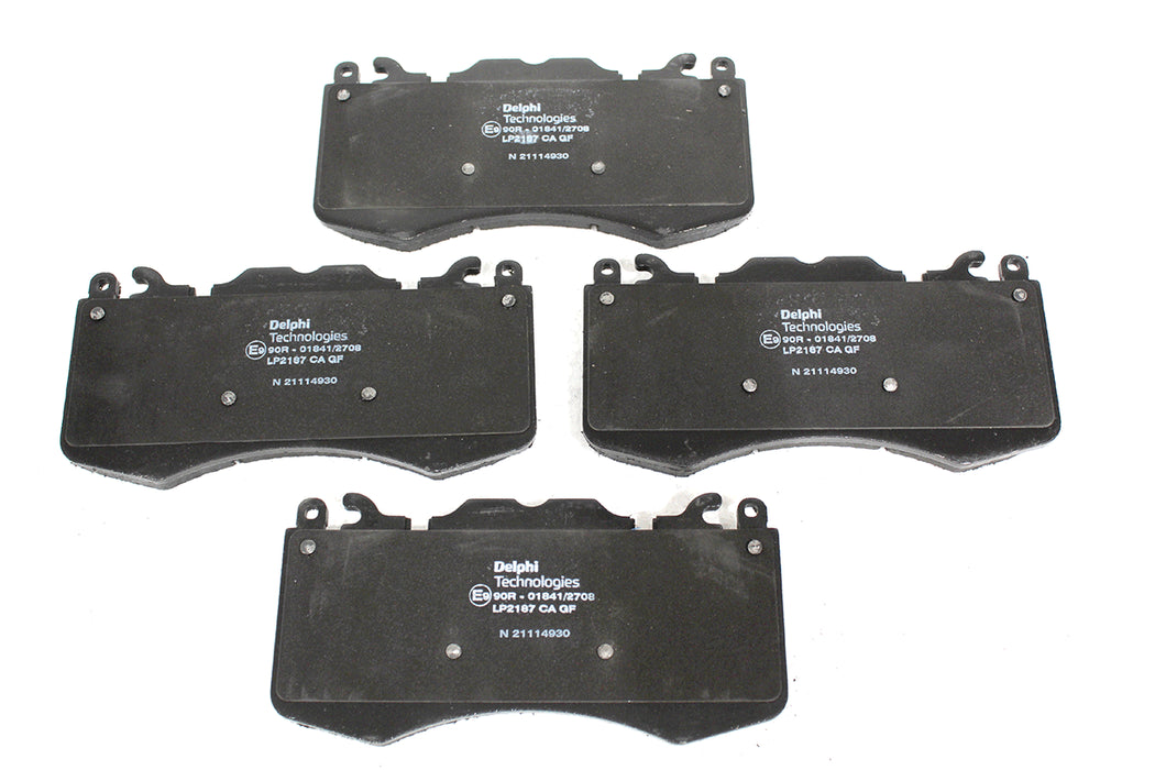 LR160069G - Brake Pad Set - Front Brakes  by DelphiBrake Part Land Rover Range Rover 
