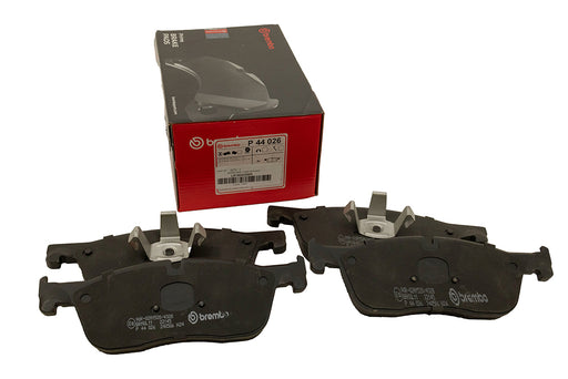 LR160435BR - Brake Pads - Less Springs  by BremboBrake Part Land Rover Range Rover 