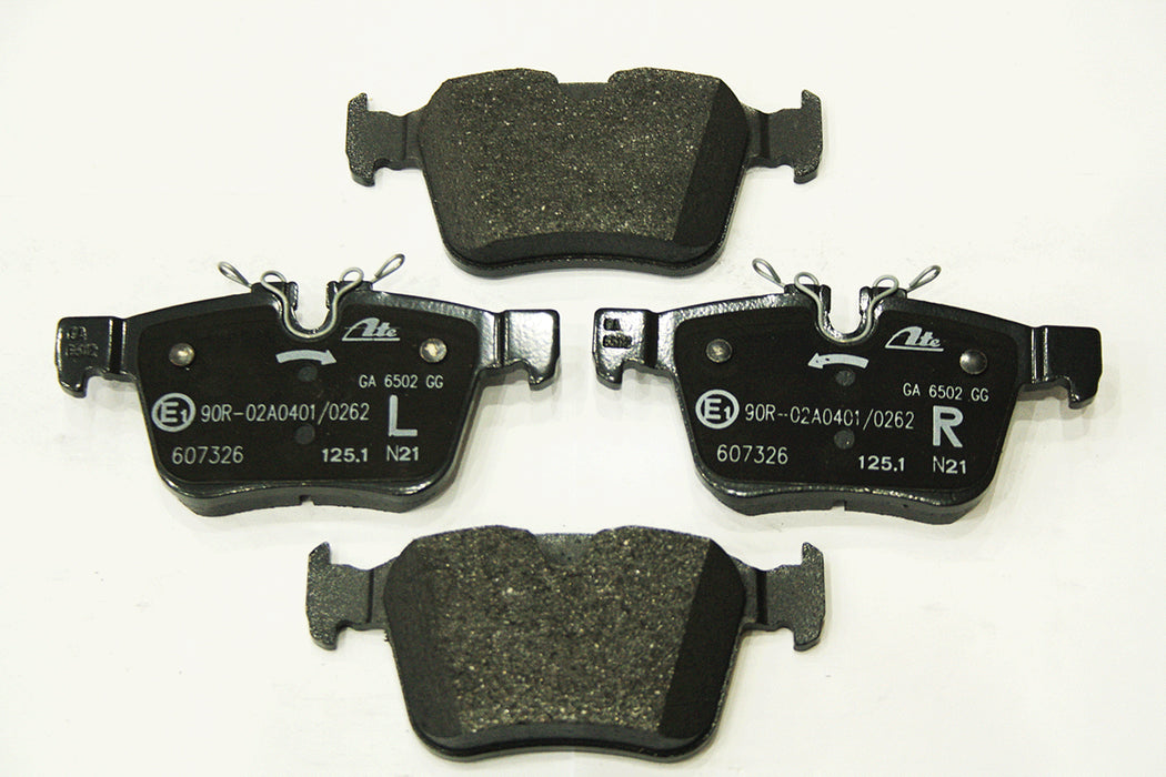 LR160504A - Brake Pads Set  by ATEBrake Part Land Rover Range Rover Discovery