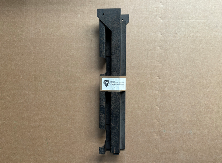 LR509B - Door Strengthening Brackets (For Spare Wheel) Wheel System Part Land Rover Range Rover Defender