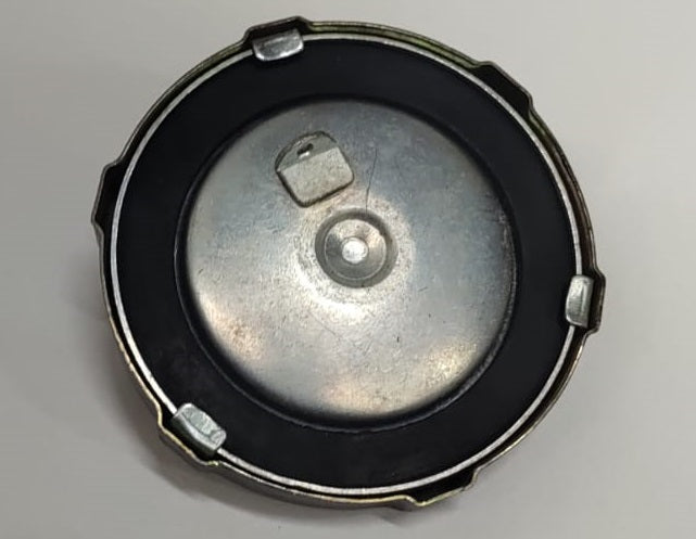 NRC2538 - Fuel filler cap metal 3 lugs inward  by AftermarketFuel System Part Land Rover Range Rover Defender, Series