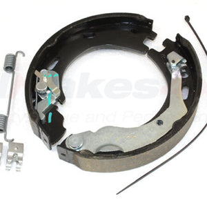 LR031947G - Handbrake Shoes and Linings