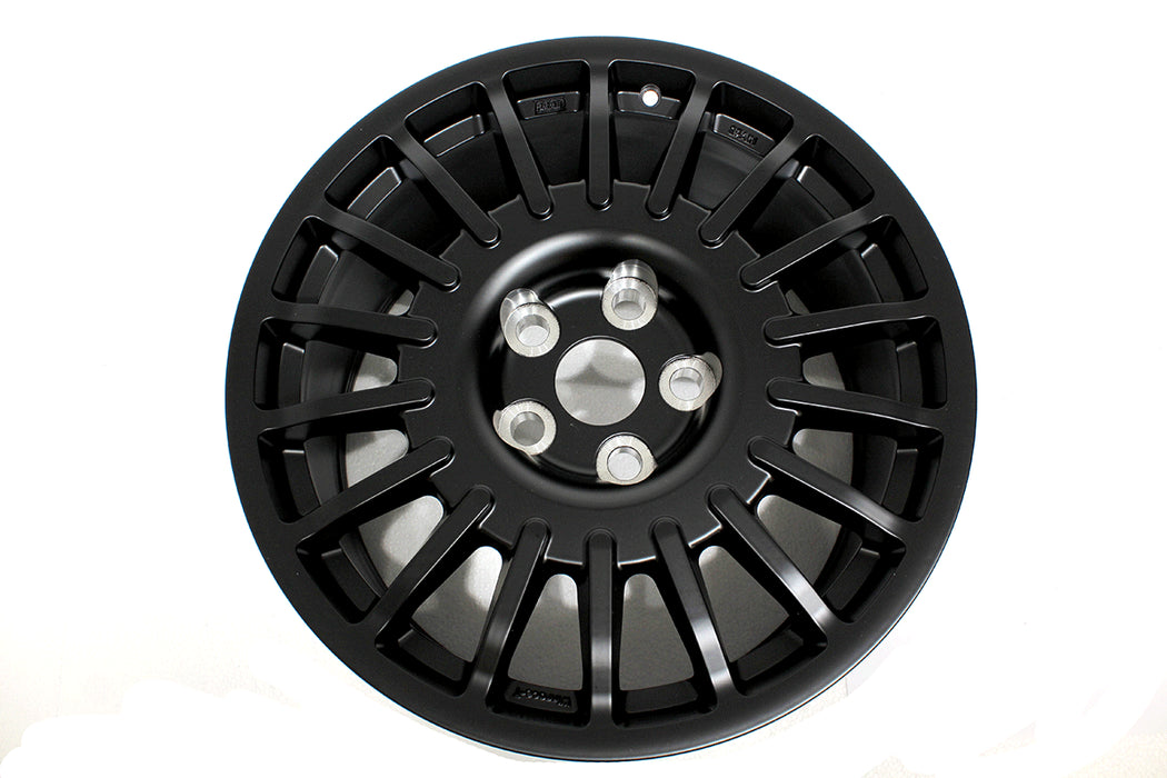 TF160B - Winrace Alloy Wheel 8" x 18" ? Black  by Terrafirma Land Rover Range Rover 