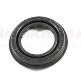 UNG100060L - Oil seal RH IRD