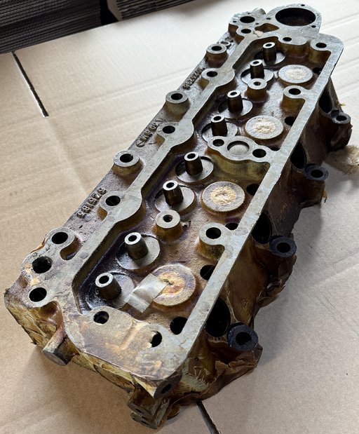 LDF109300 - CYLINDER HEAD (NOT FOR UNLEADED FUEL) Engine Part Land Rover Range Rover Series